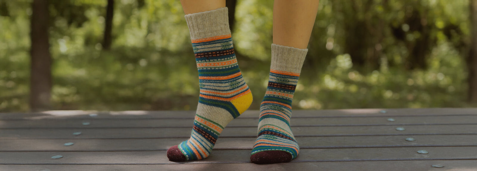 Best material for socks in summer / best socks for hot weather