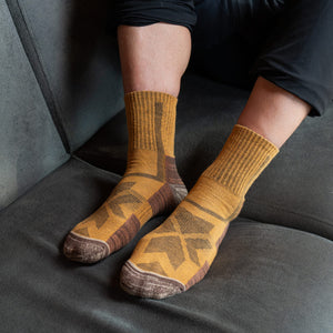 hiking socks yellow crew 1 pair